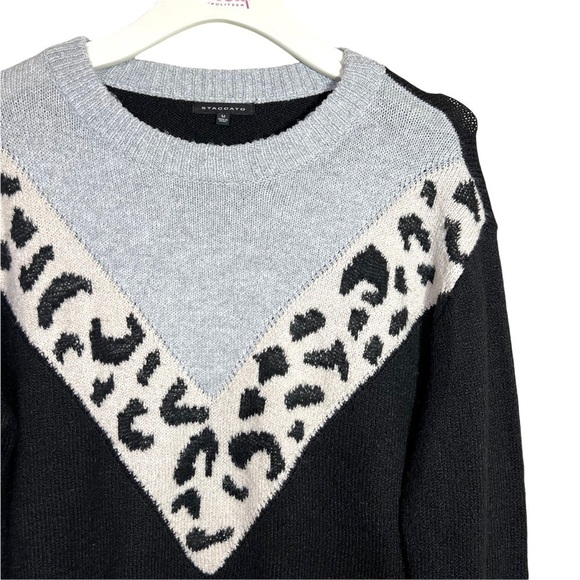 Staccato Black & Cream Chevron Stripe Color Block Pull On Sweater Size Medium - Picture 8 of 16